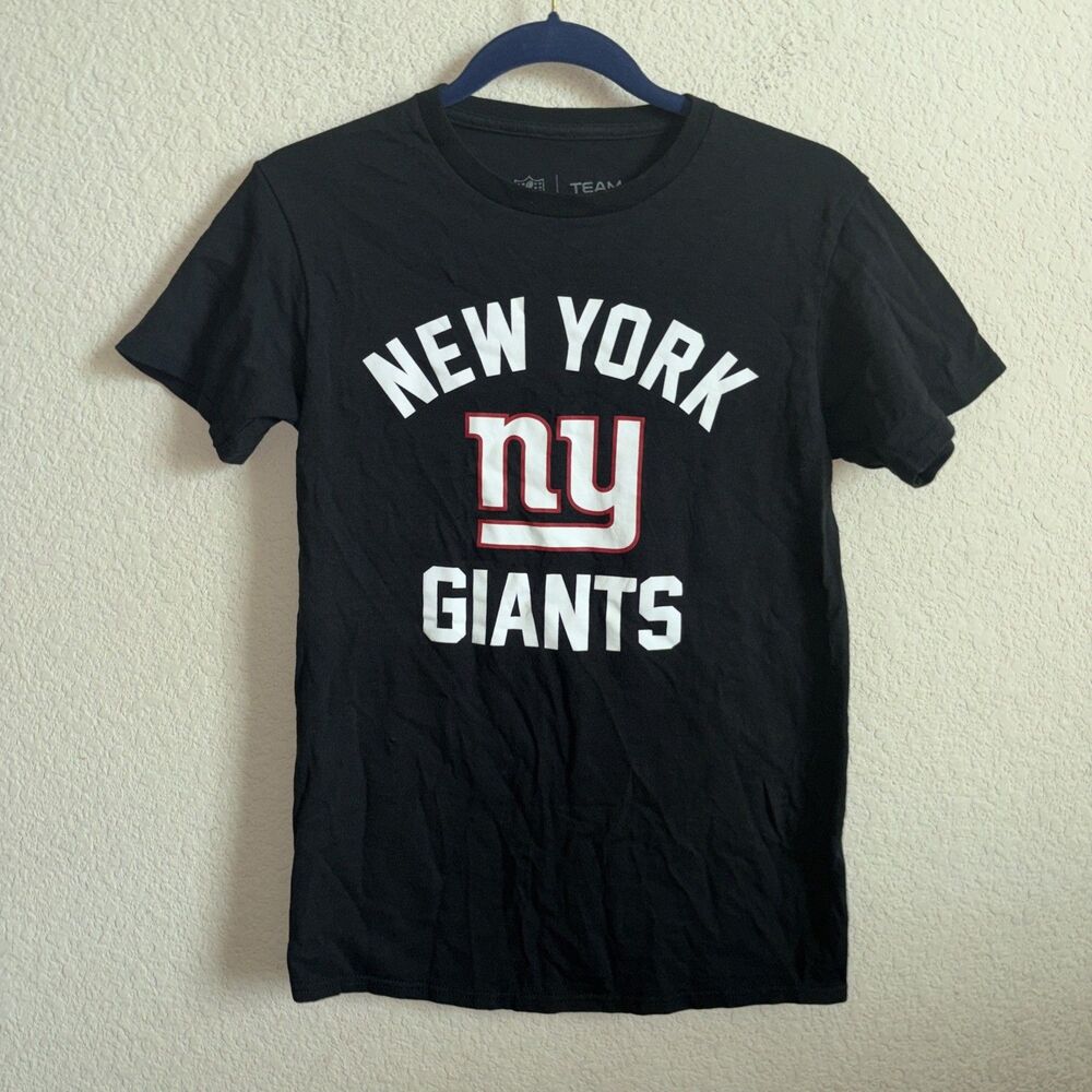 NFL NY Giants Shirt team apparel mens Small New York Football EUC Black Sports